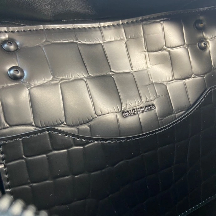 Balenciaga Neo  Trapezoidal Motorcycle Bag Trendsetting 75364