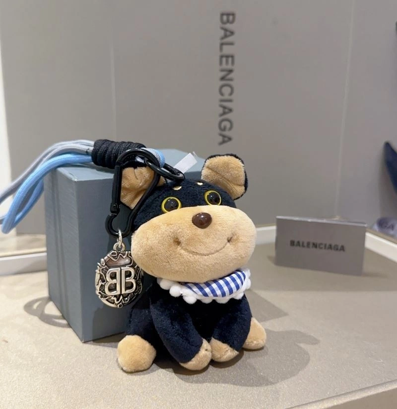 WellDesigned Balenciaga Ornaments 269289