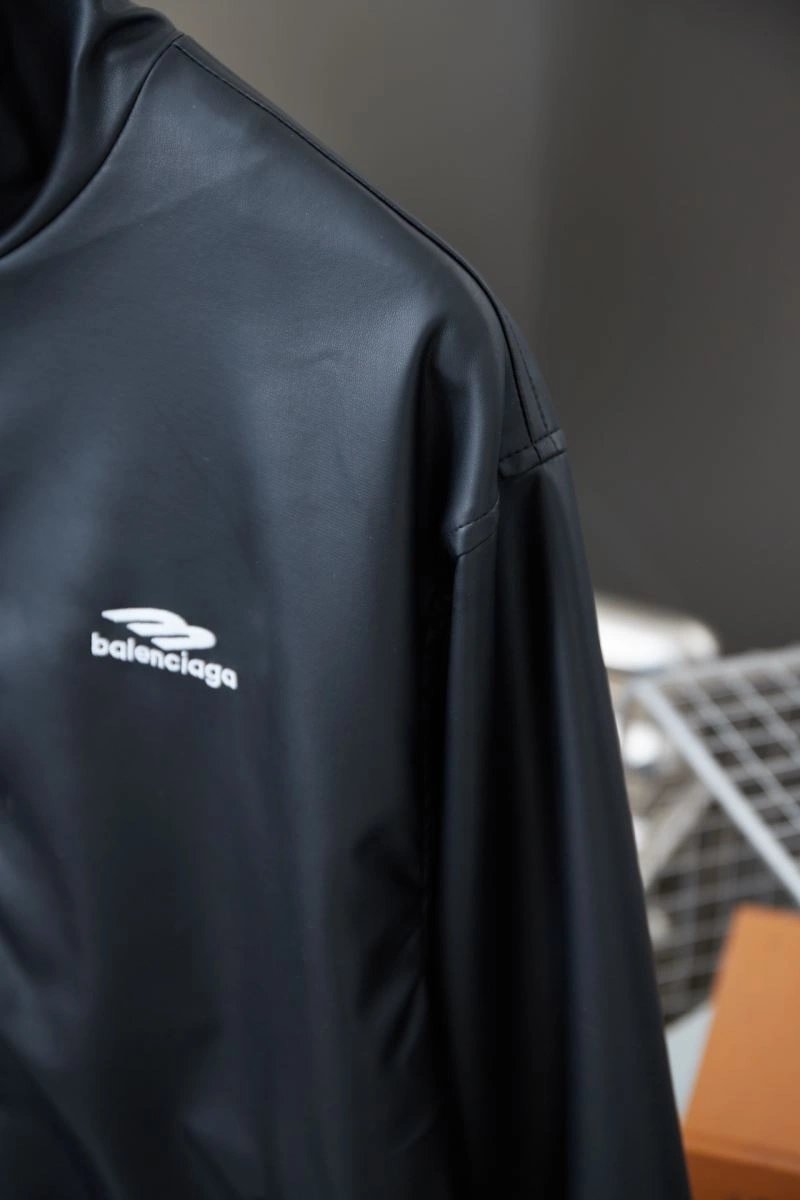 Balenciaga Outwear TechFriendly 98681