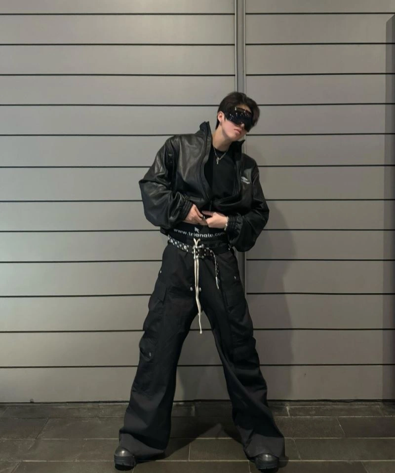 Balenciaga Outwear TechFriendly 98681