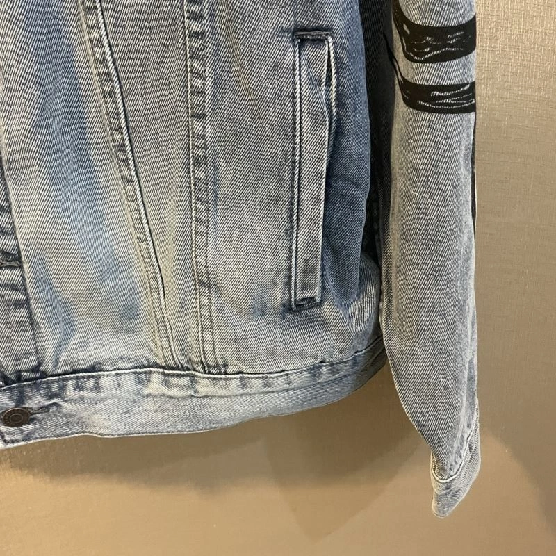 Balenciaga Outwear Stylish 98647
