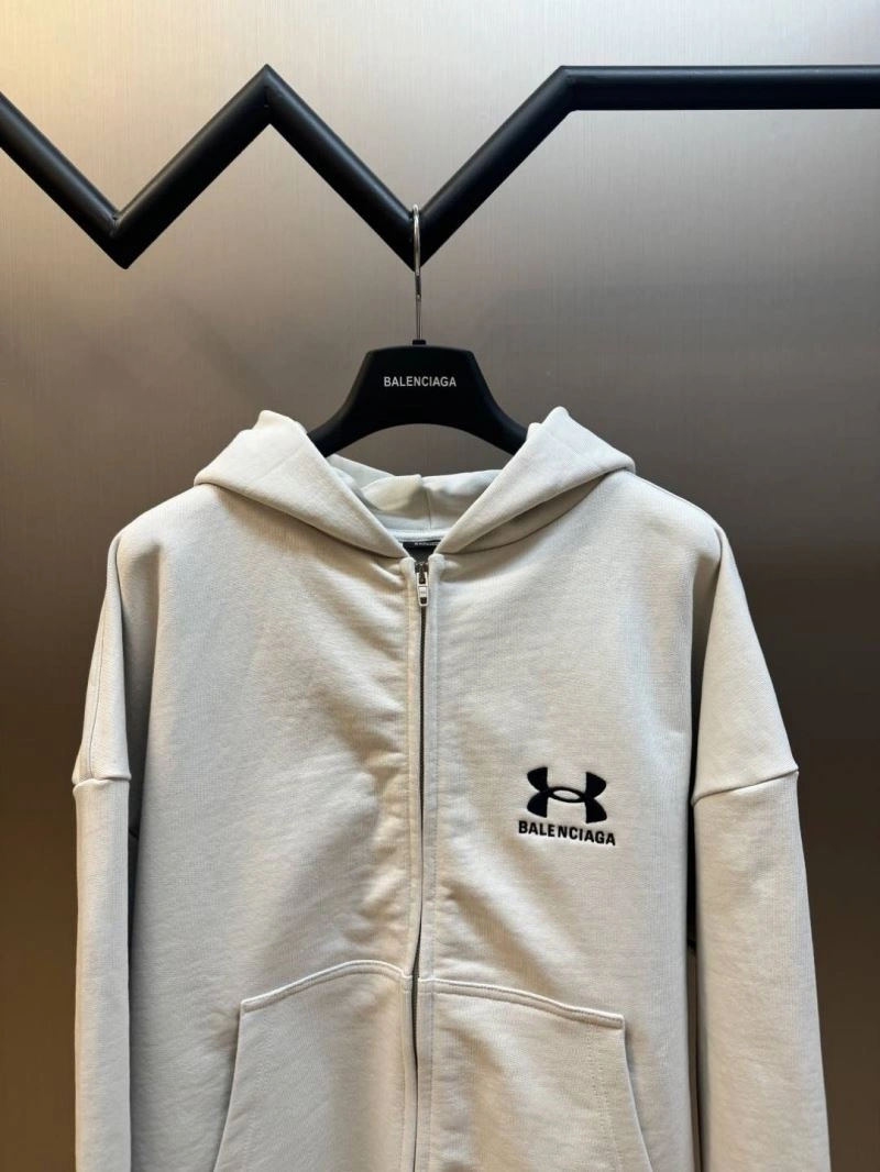 Stylish Balenciaga Outwear 98644