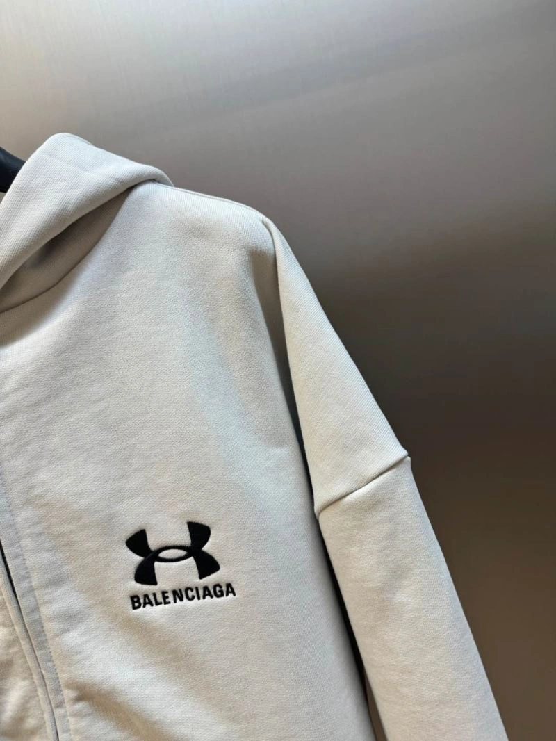 Stylish Balenciaga Outwear 98644