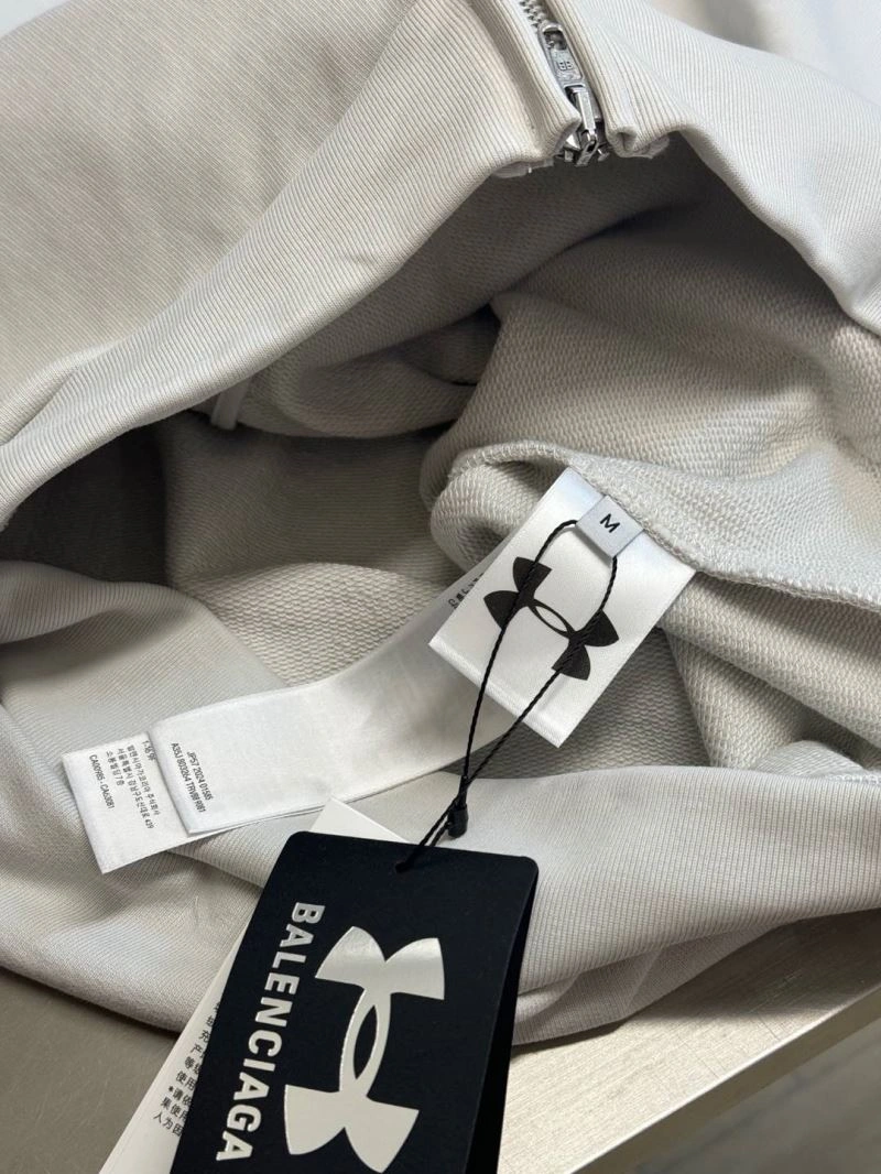 Stylish Balenciaga Outwear 98644