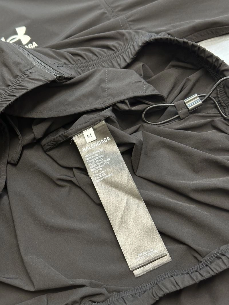 TravelReady Balenciaga Outwear 98638