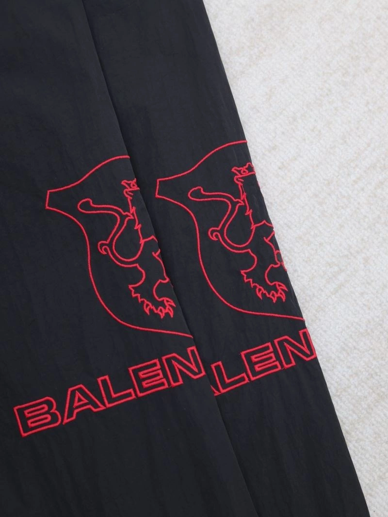 Balenciaga Outwear EyeCatching 98640