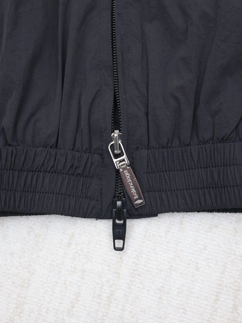 Balenciaga Outwear EyeCatching 98640