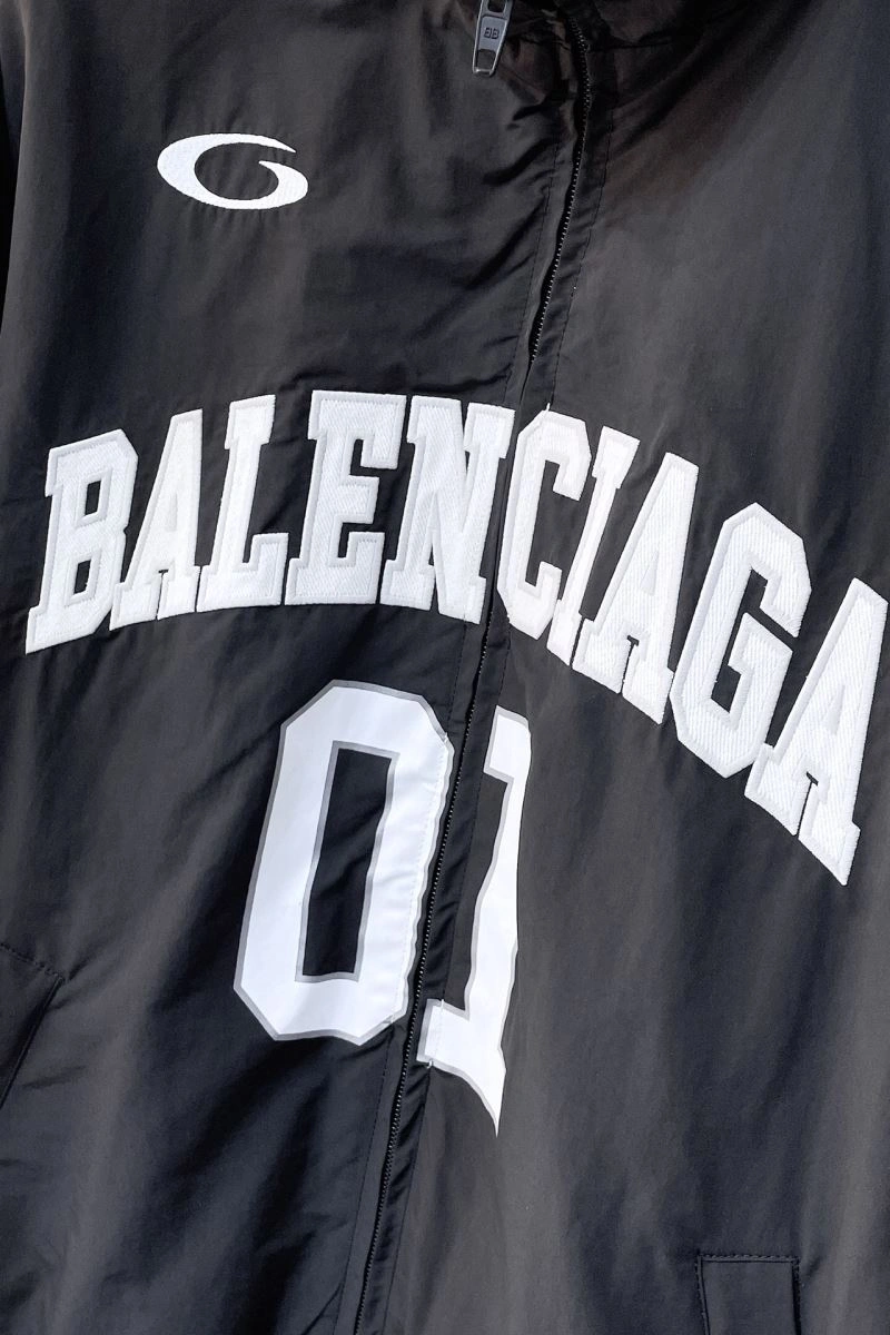 Balenciaga Outwear EyeCatching 98857