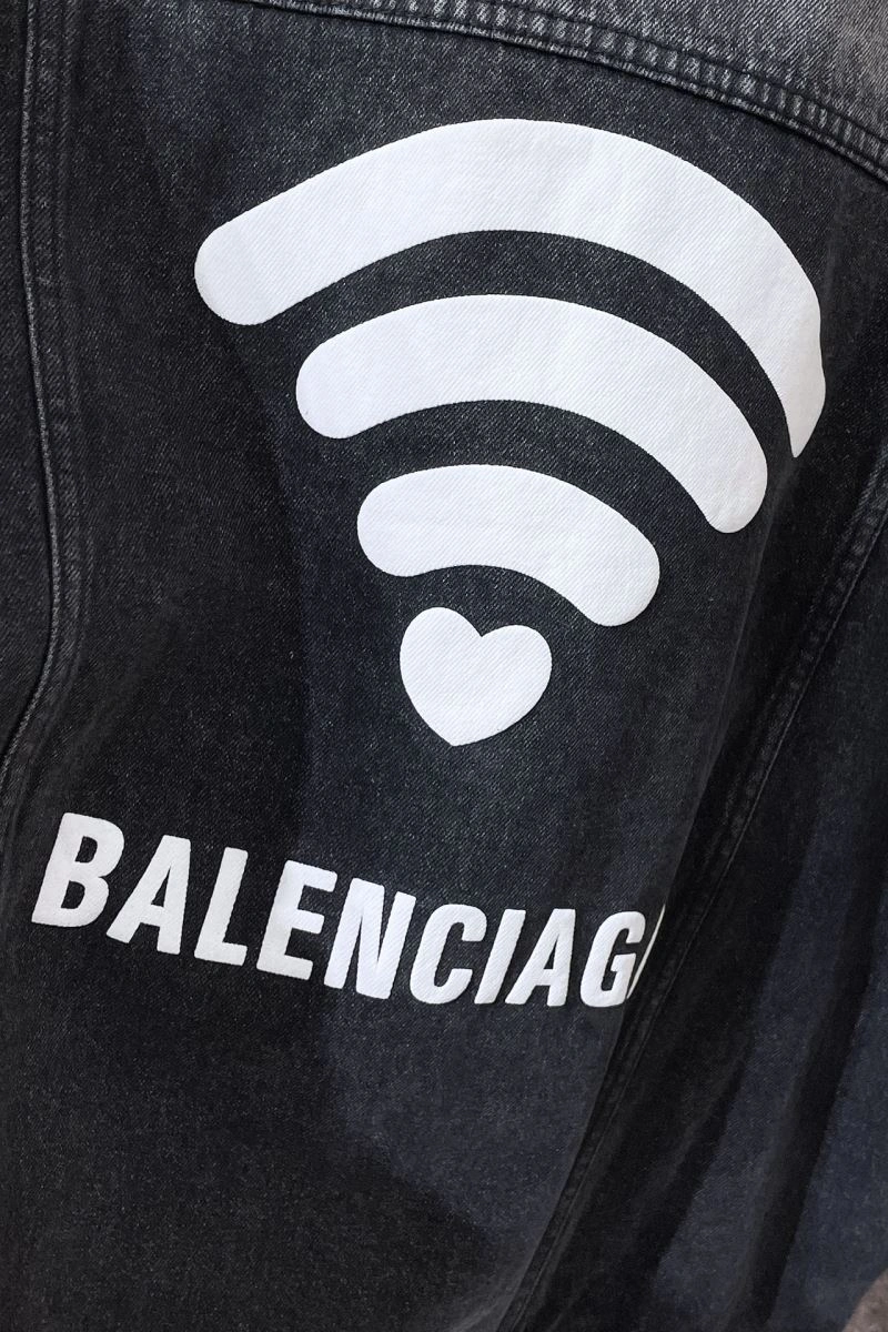 Balenciaga Outwear Sophisticated 98916