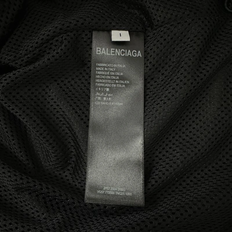 Cozy Balenciaga Outwear 97875