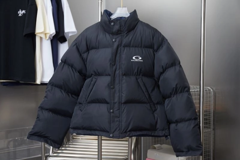 Balenciaga Outwear Timeless 97024