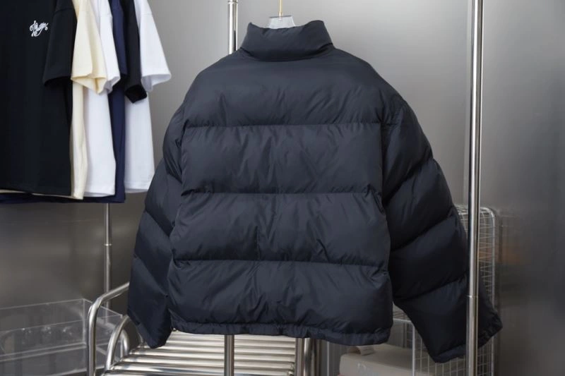 Balenciaga Outwear Timeless 97024