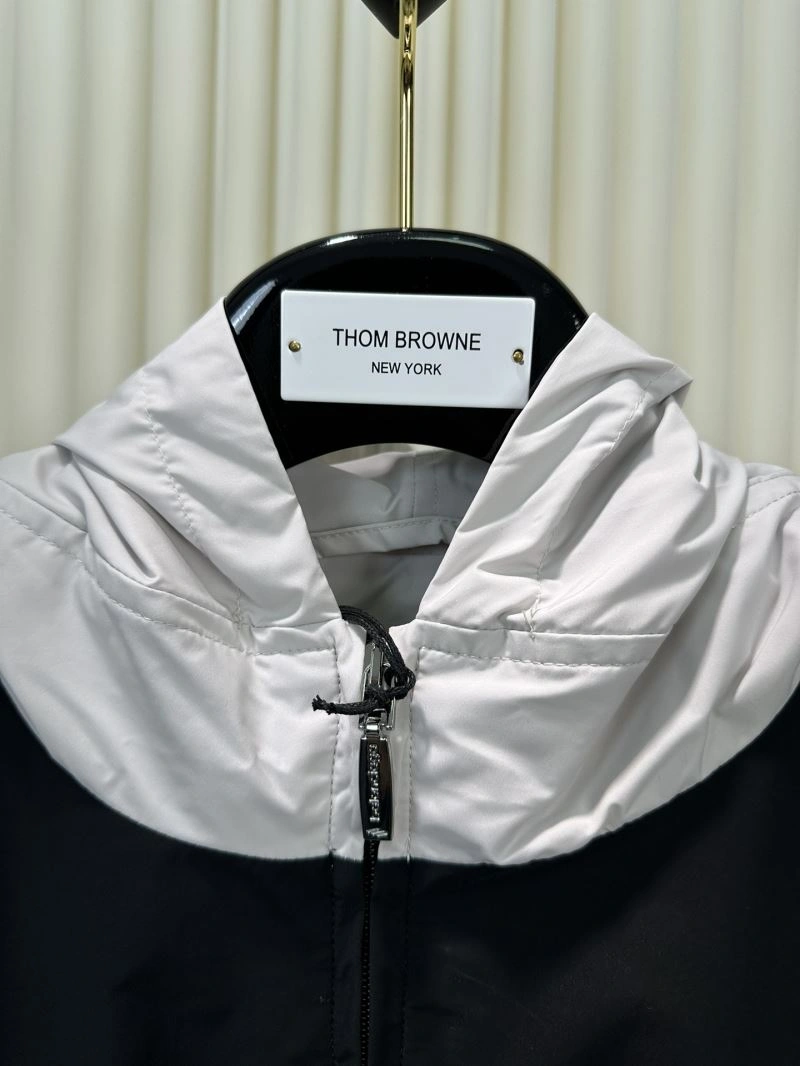 Balenciaga Outwear Sporty 97028