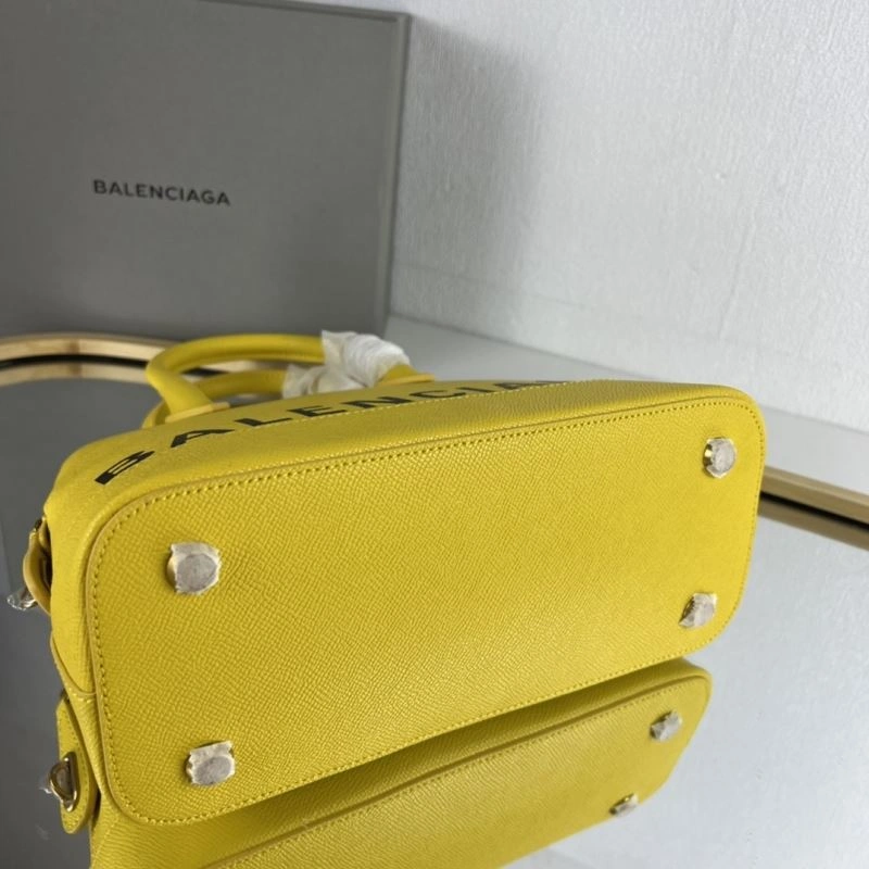 Balenciaga Oversized Letter Shell Bag - Limited Edition S WellDesigned 78297