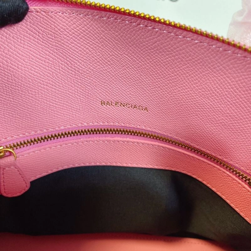 Breathable Balenciaga Oversized Letter Shell Bag - Limited Edition 75228