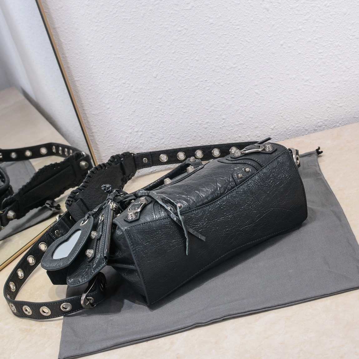 Balenciaga Paris Neo Cagole Heart Mirror Motorcycle Bag NewStyle 60976