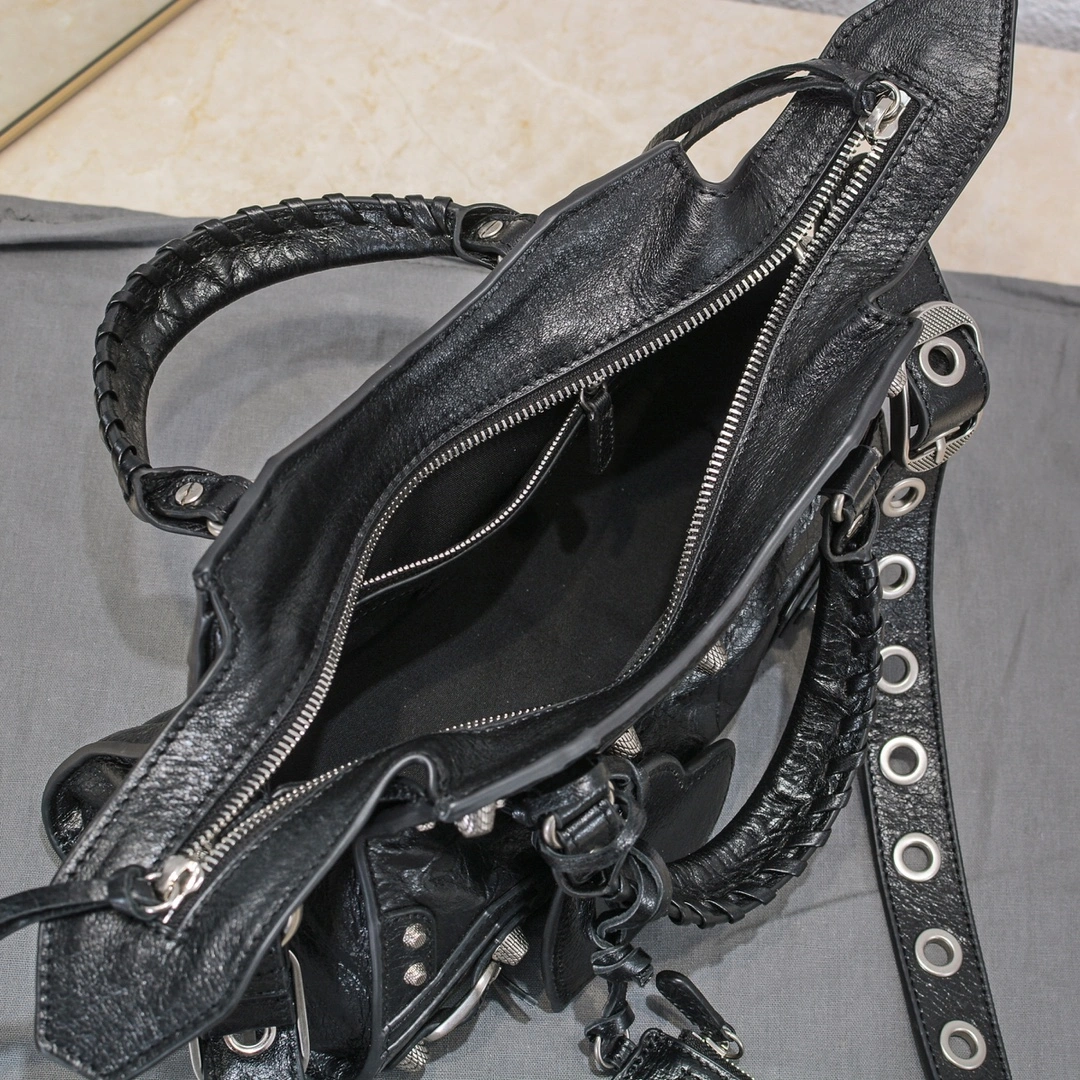 Thermal Balenciaga Paris Neo Cagole Heart Mirror Motorcycle Bag 60973