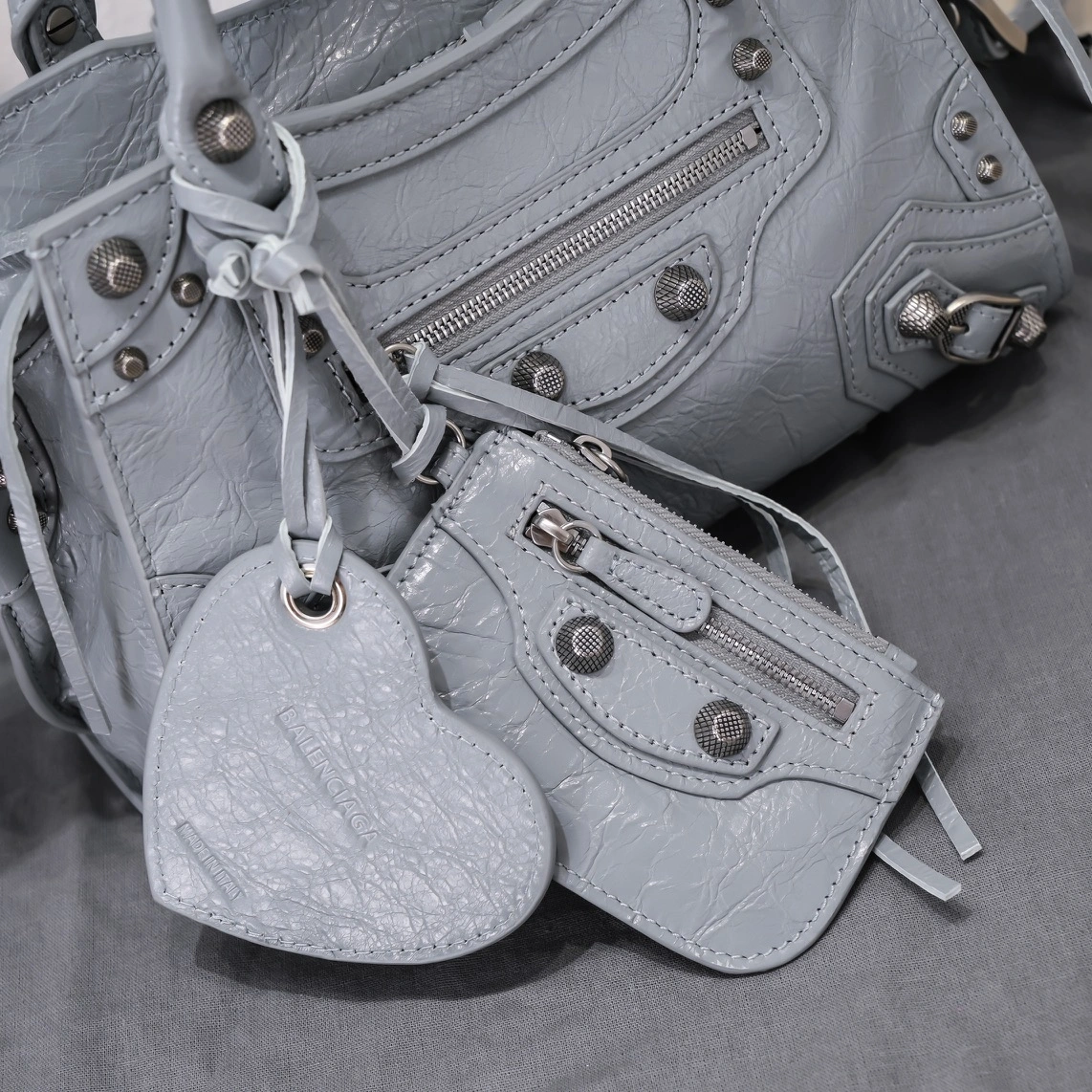 Flexible Balenciaga Paris Neo Cagole Heart Mirror Motorcycle Bag 61015