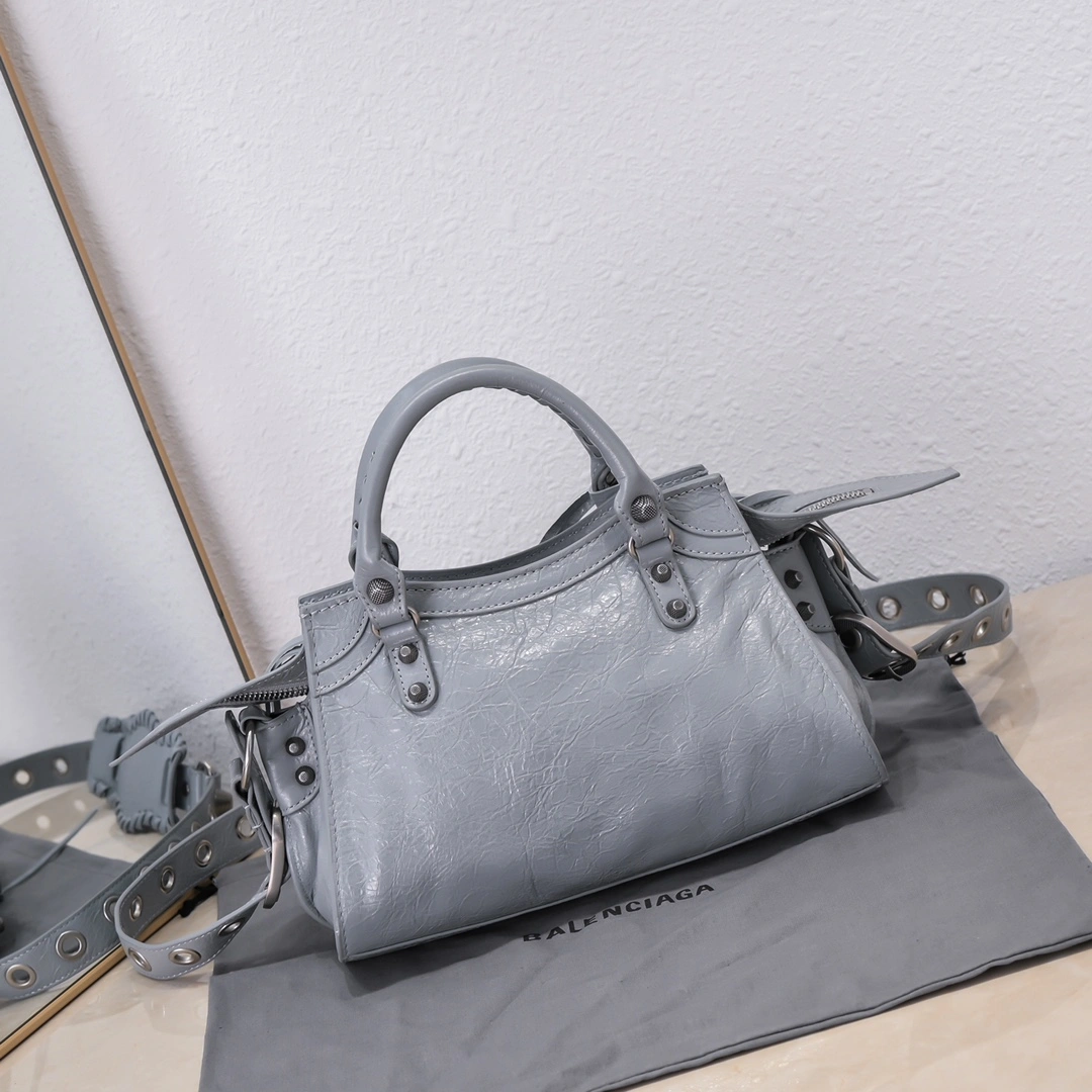 Flexible Balenciaga Paris Neo Cagole Heart Mirror Motorcycle Bag 61015
