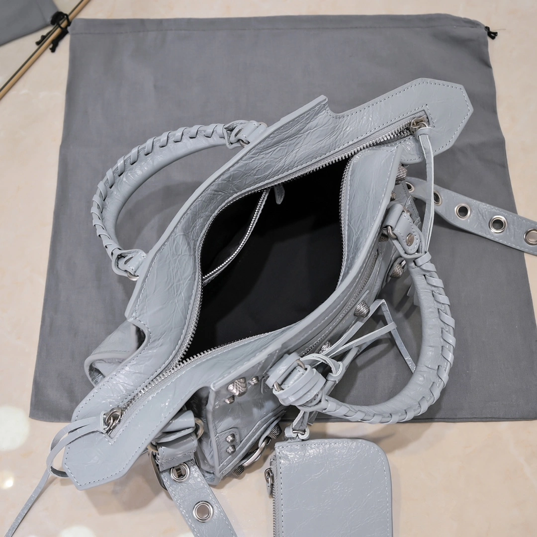 Flexible Balenciaga Paris Neo Cagole Heart Mirror Motorcycle Bag 61015