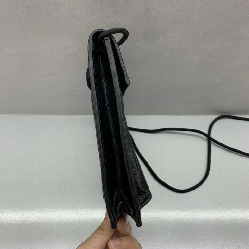ComfortFit Balenciaga Paris Wrinkled Leather Mobile Phone Bag 69955