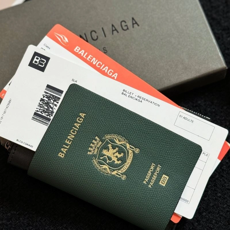 OnTrend Balenciaga Passport Holders 270481