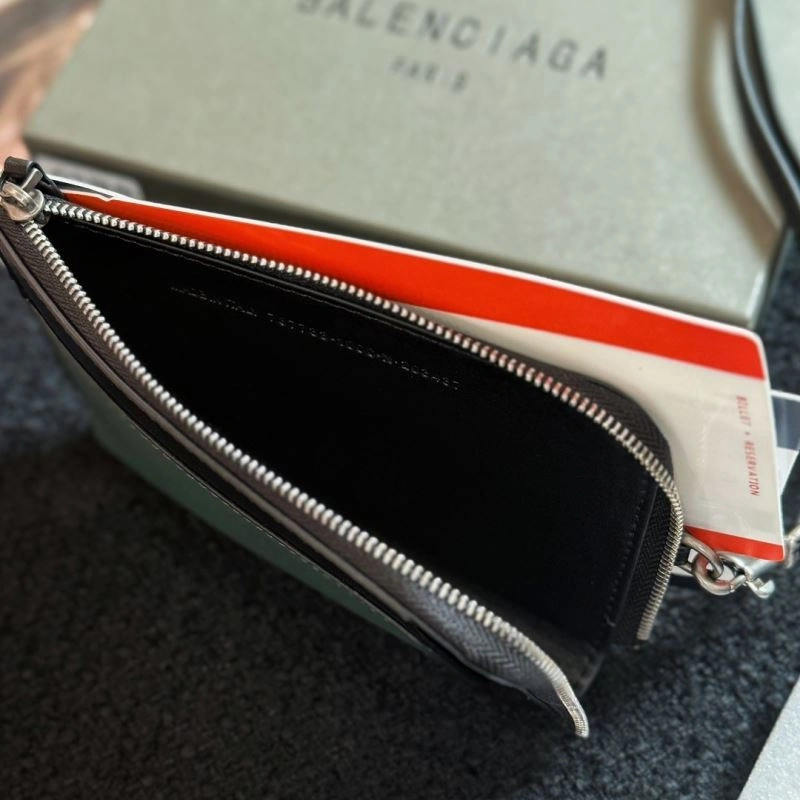 OnTrend Balenciaga Passport Holders 270481