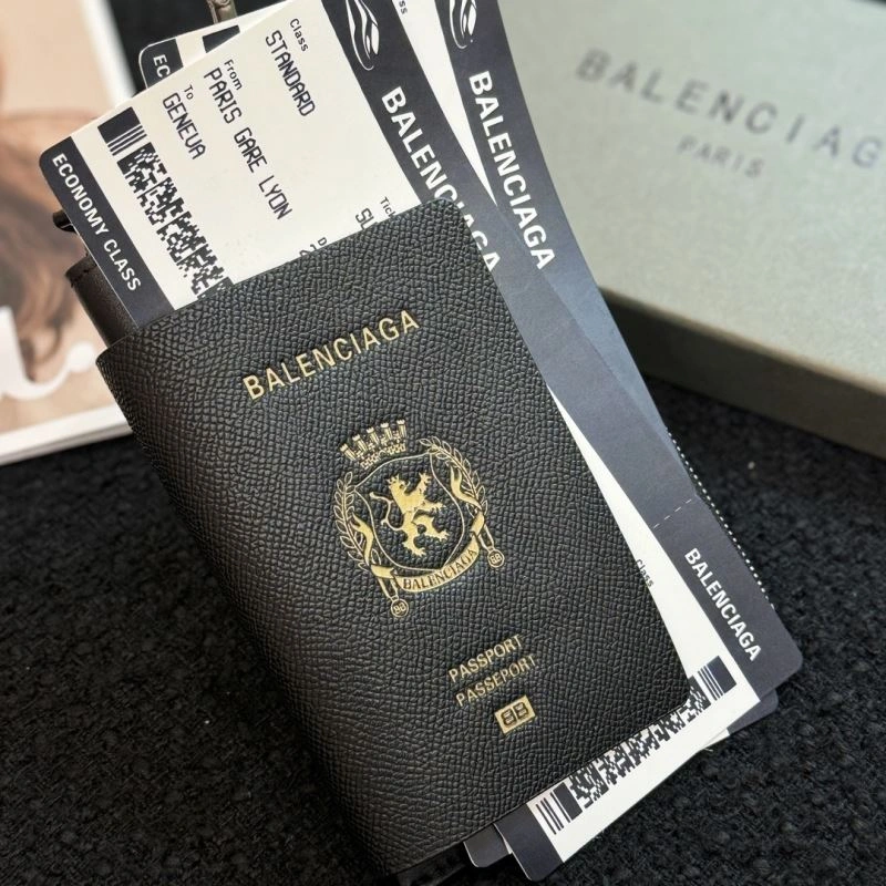 MultiPurpose Balenciaga Passport Holders 270487