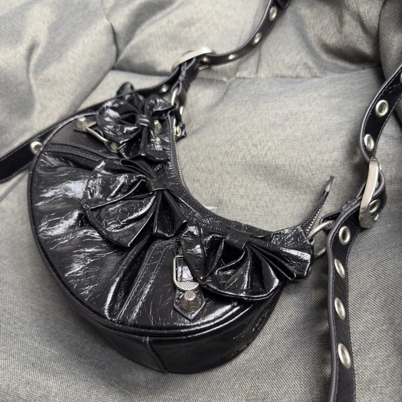 Breathable Balenciaga Peach Blossom Black Crackle Half-Moon Dumpling Bag 38373