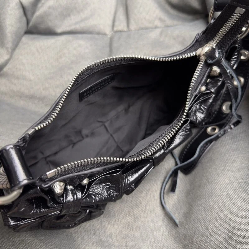 Breathable Balenciaga Peach Blossom Black Crackle Half-Moon Dumpling Bag 38373