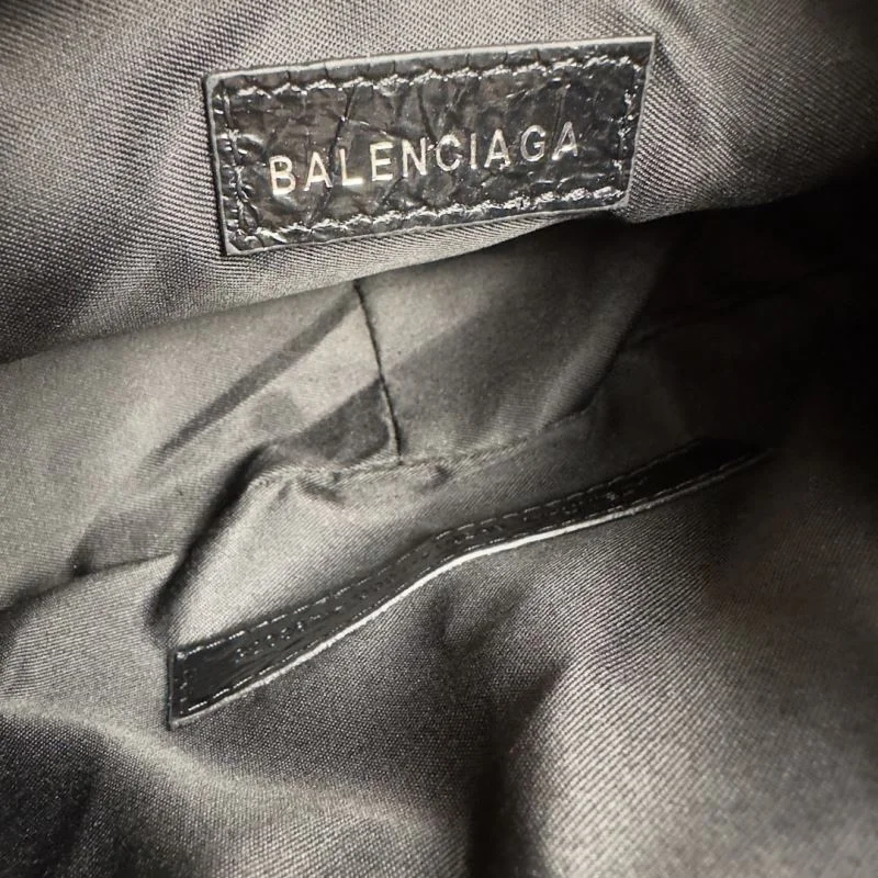Breathable Balenciaga Peach Blossom Black Crackle Half-Moon Dumpling Bag 38373