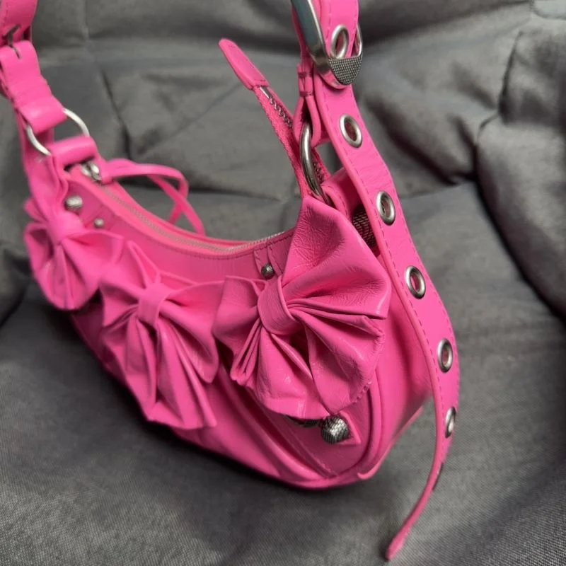 ZipUp Balenciaga Peach Blossom Red Cracked Leather Half-Moon Dumpling Bag 38341