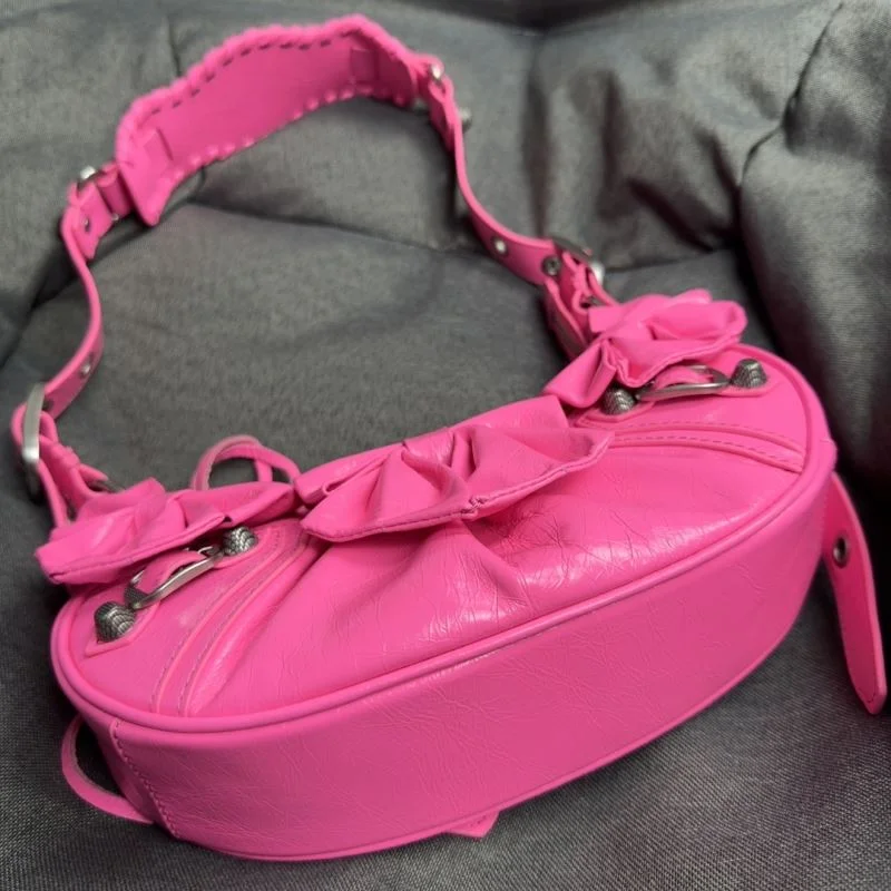 ZipUp Balenciaga Peach Blossom Red Cracked Leather Half-Moon Dumpling Bag 38341