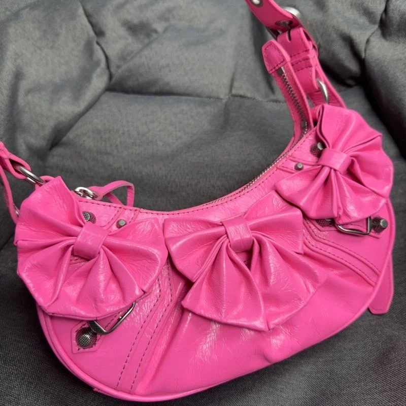 ZipUp Balenciaga Peach Blossom Red Cracked Leather Half-Moon Dumpling Bag 38341