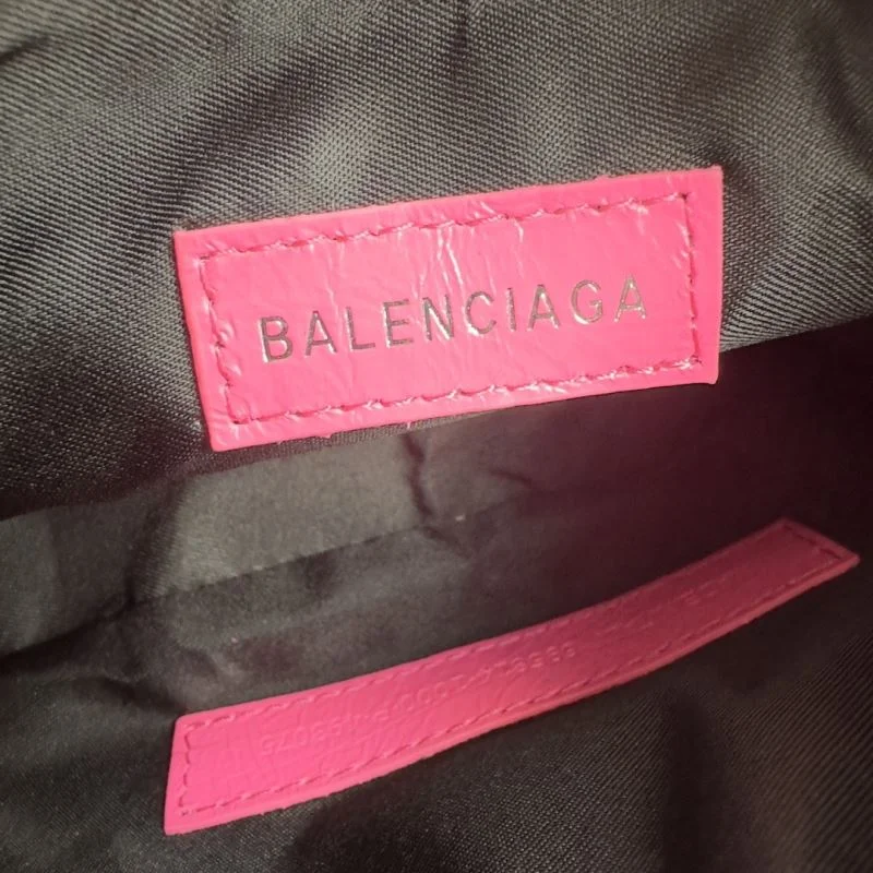 ZipUp Balenciaga Peach Blossom Red Cracked Leather Half-Moon Dumpling Bag 38341