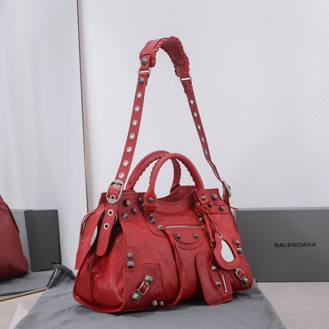 Balenciaga Red Neo Cagole Motorcycle Bag with Heart Mirror ZeroBulk 60938