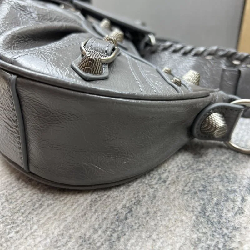 Affordable Balenciaga Retro   Le Cagole Half-Moon Dumpling Bag 38362