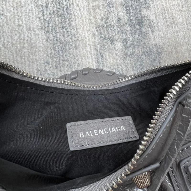 Affordable Balenciaga Retro   Le Cagole Half-Moon Dumpling Bag 38362