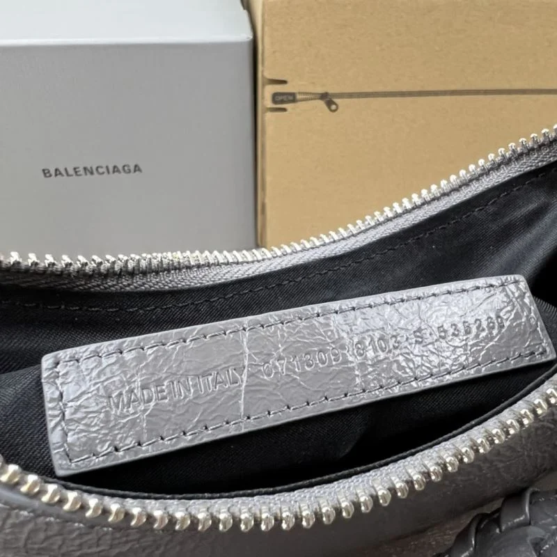 Affordable Balenciaga Retro   Le Cagole Half-Moon Dumpling Bag 38362