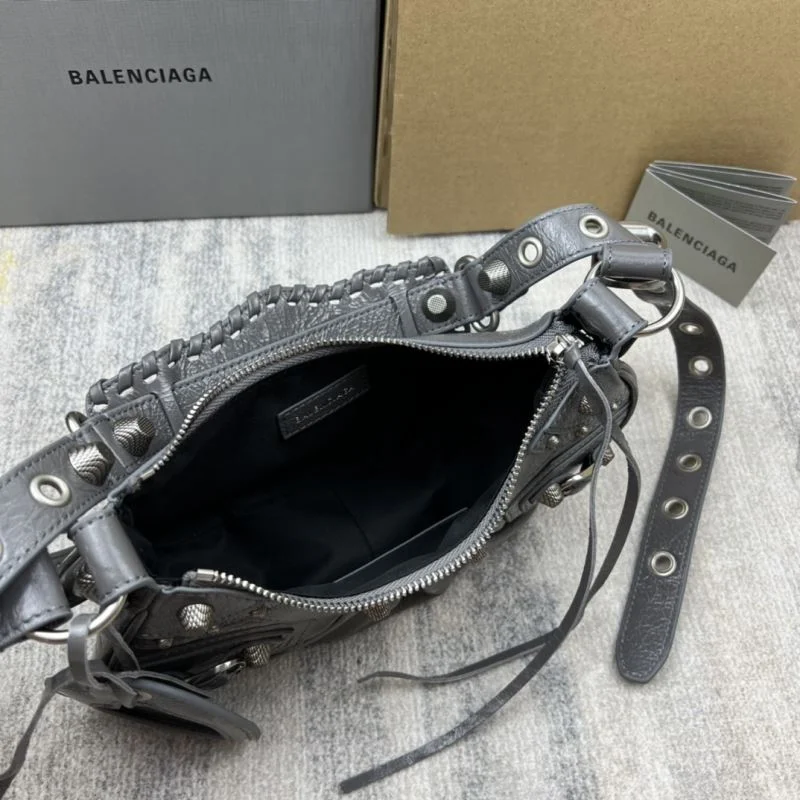 Affordable Balenciaga Retro   Le Cagole Half-Moon Dumpling Bag 38362
