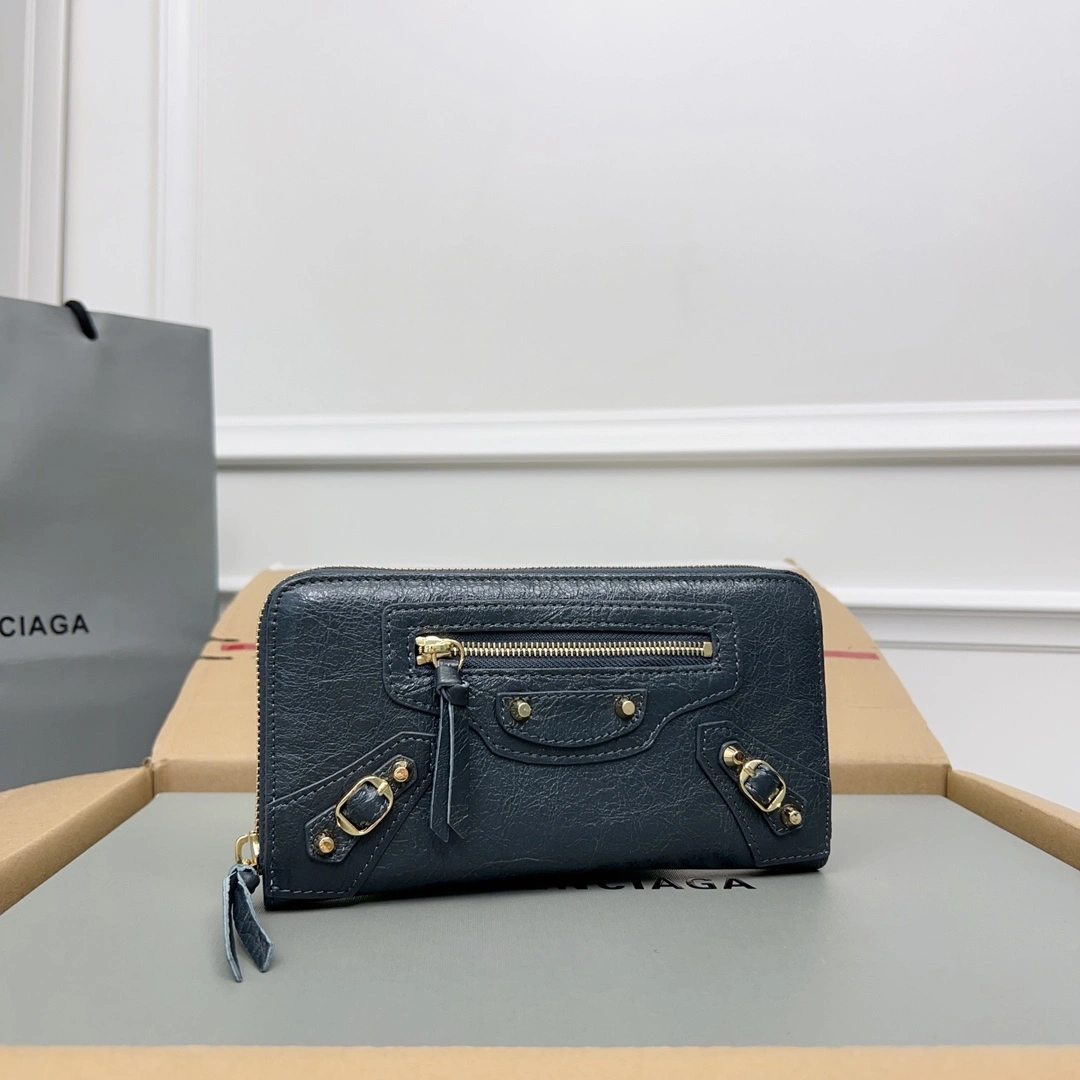 Balenciaga Retro Gray Sheepskin Motorcycle Wallet with Heart Zipper Refined 60889