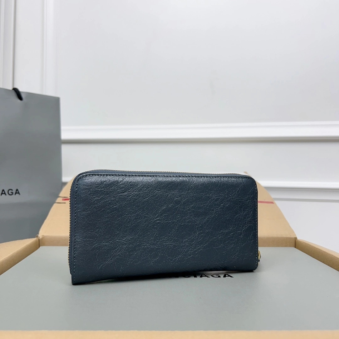 Balenciaga Retro Gray Sheepskin Motorcycle Wallet with Heart Zipper Refined 60889
