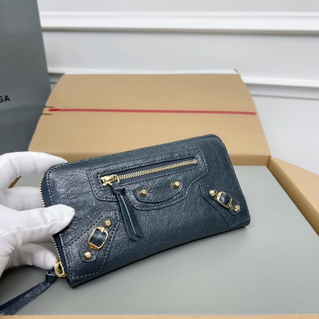 Balenciaga Retro Gray Sheepskin Motorcycle Wallet with Heart Zipper Refined 60889