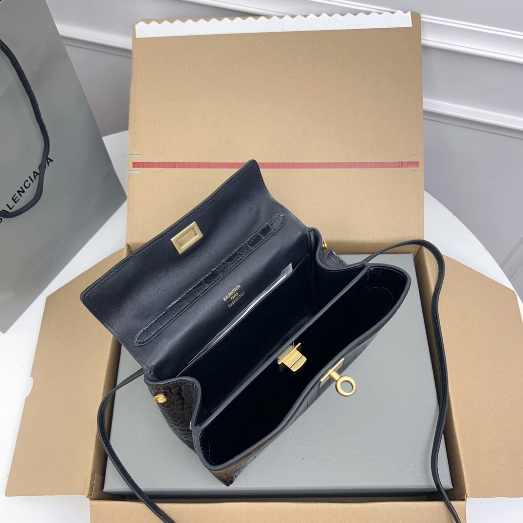 Attractive Balenciaga Rodeo Drive  Oversized Luxury Bag 60904