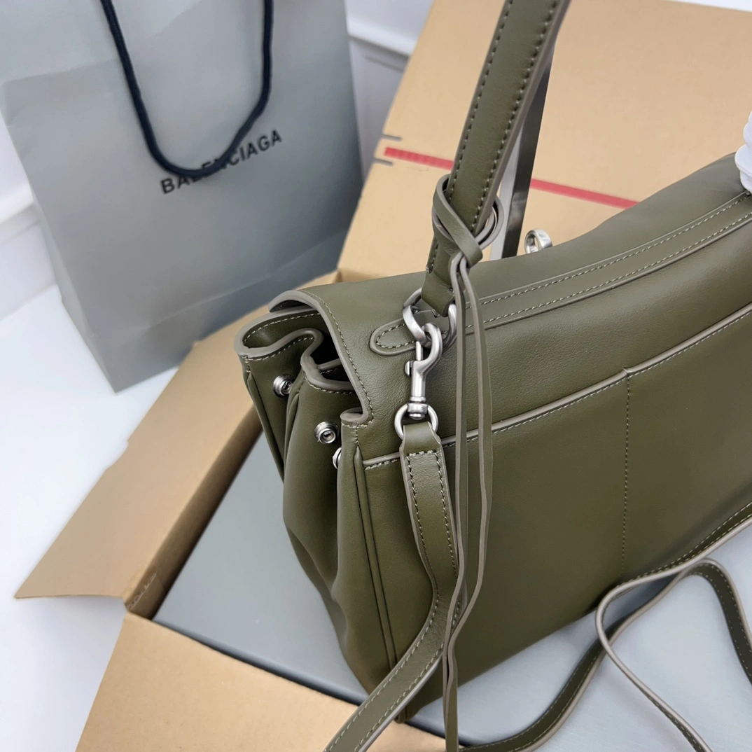Balenciaga Rodeo Luxe Black Leather Tote -  Style MoistureWicking 60918