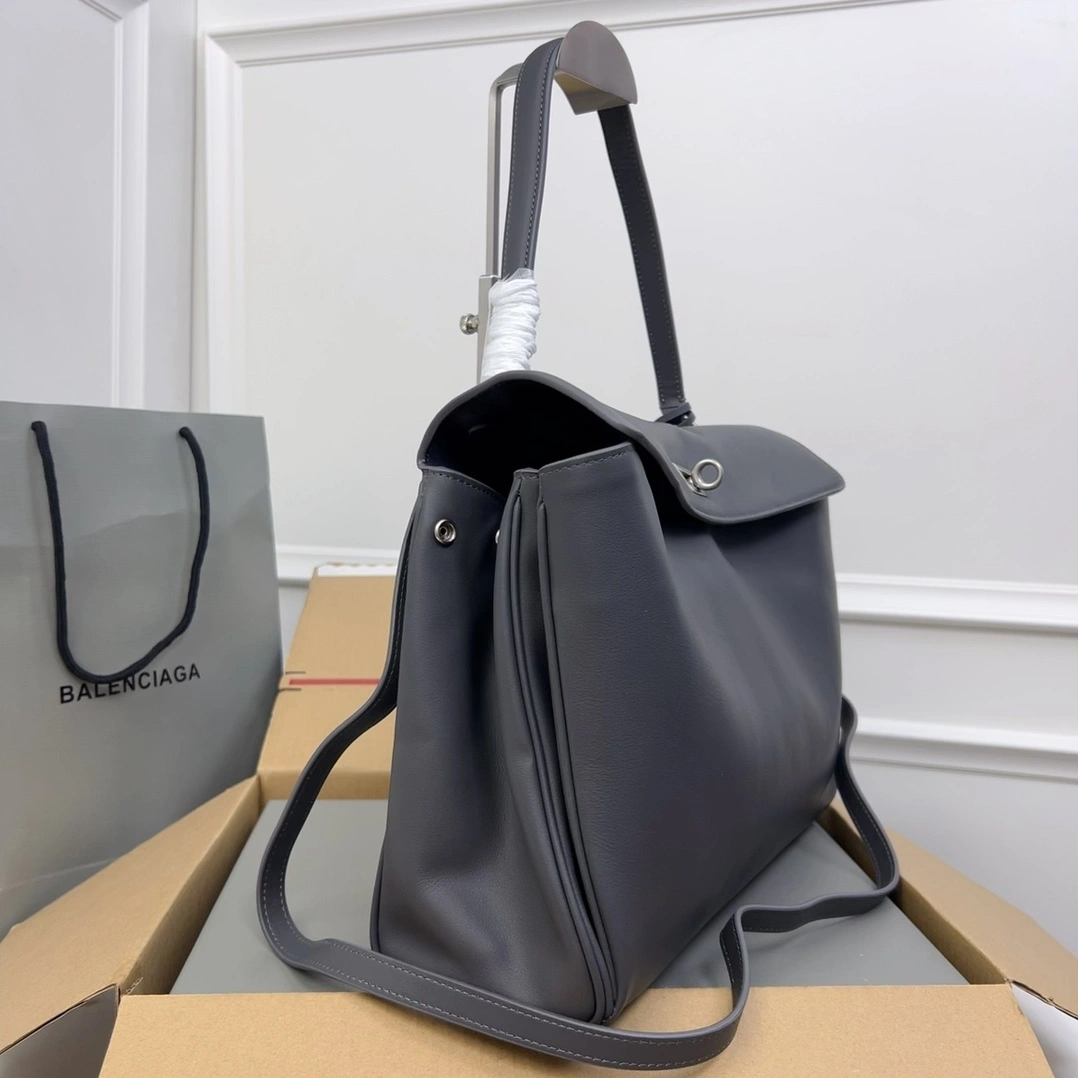 Balenciaga Rodeo Luxe Leather Tote -  Black Elegance Lightweight 60924