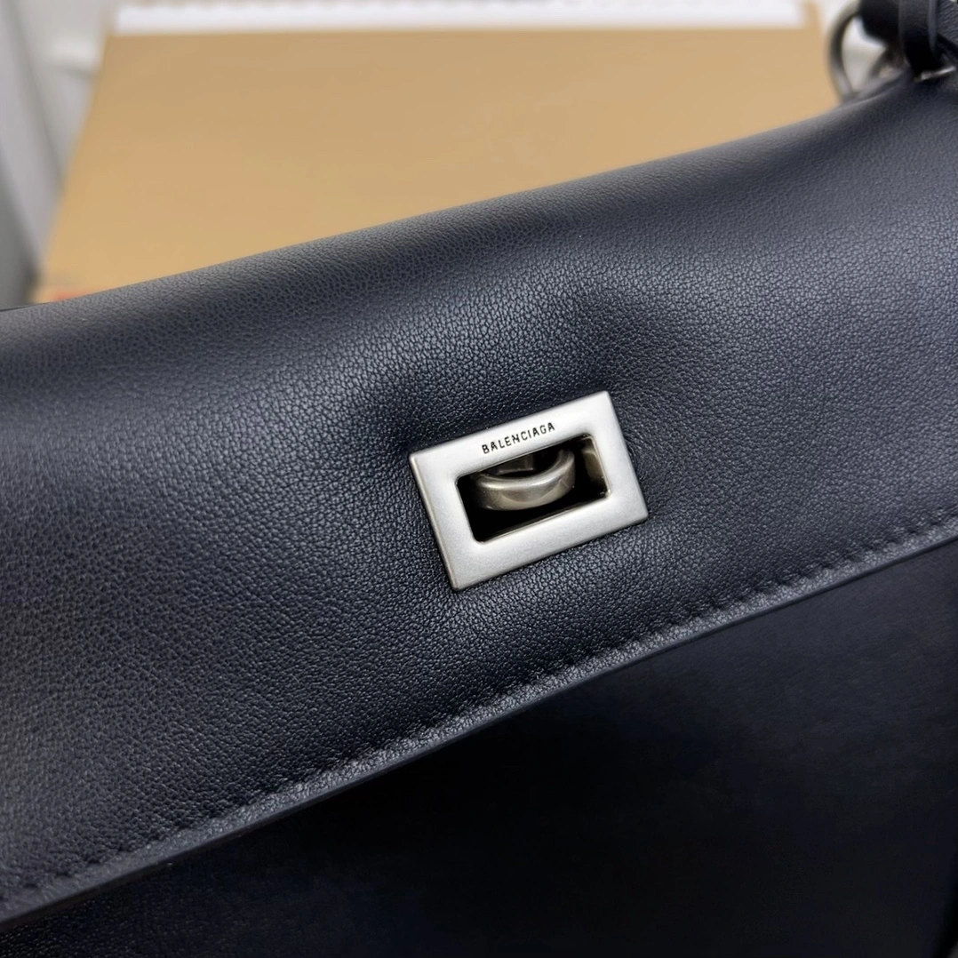 Balenciaga Rodeo Luxe Leather Tote -  Style MoistureWicking 60920