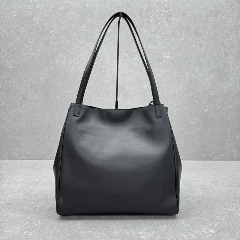 Balenciaga Rodeo Luxe Open-Top Tote with Metal Turn-Lock RelaxedFit 38249