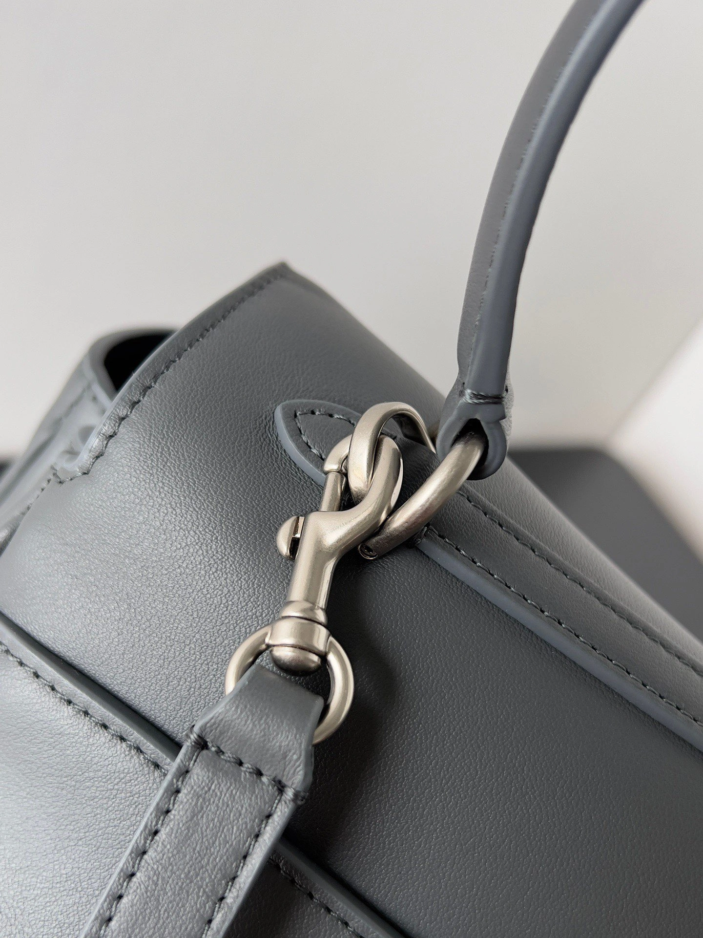 Balenciaga Rodeo Luxe Oversized Calfskin Bag with Silver Buckle Tailored 64732