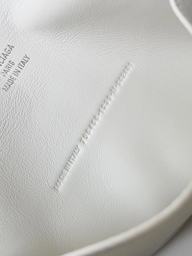 Balenciaga Rodeo Luxe Oversized  Bag Practical 70004